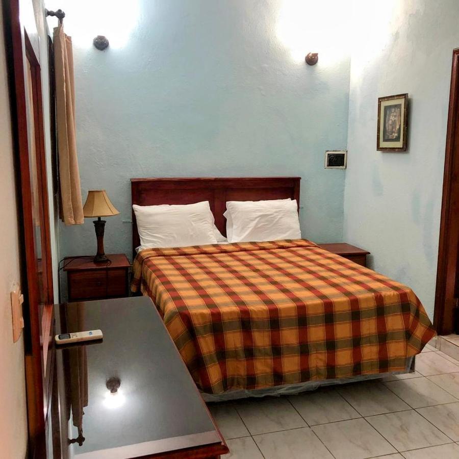 Hotel Aluge Santo Domingo Exterior photo