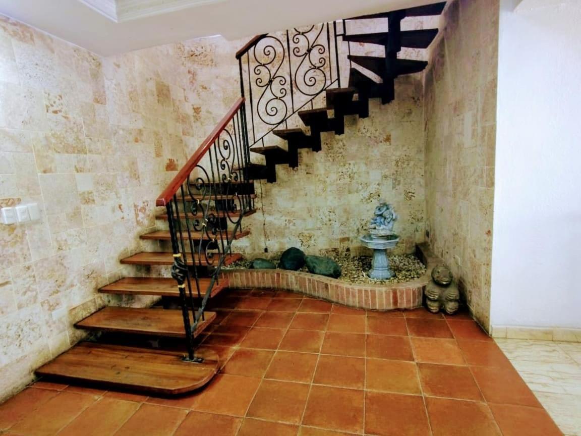 Hotel Aluge Santo Domingo Exterior photo