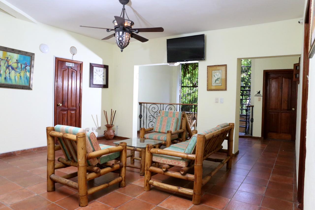 Hotel Aluge Santo Domingo Exterior photo
