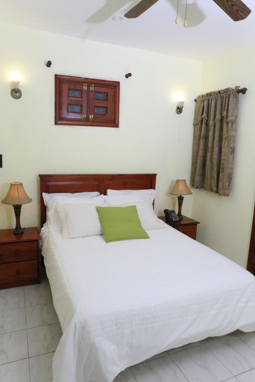 Hotel Aluge Santo Domingo Exterior photo